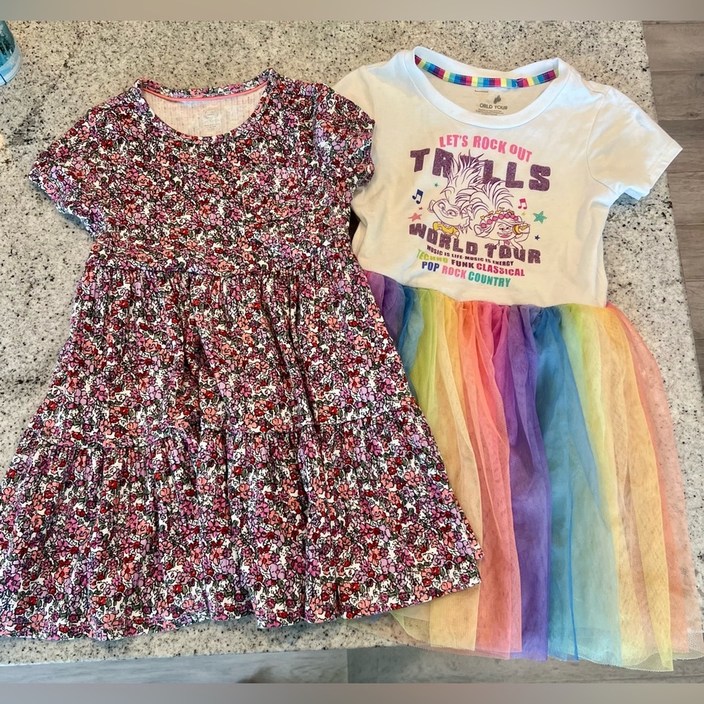 Girls dress bundle trolls and floral size 5-6